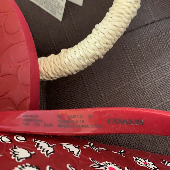 New Coach without tag/box red flip flops. - Picture 5 of 6